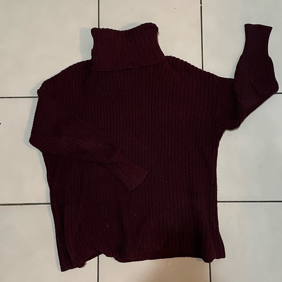 AA Knit Turtle Neck Sweater❤️ - Picture 2 of 5